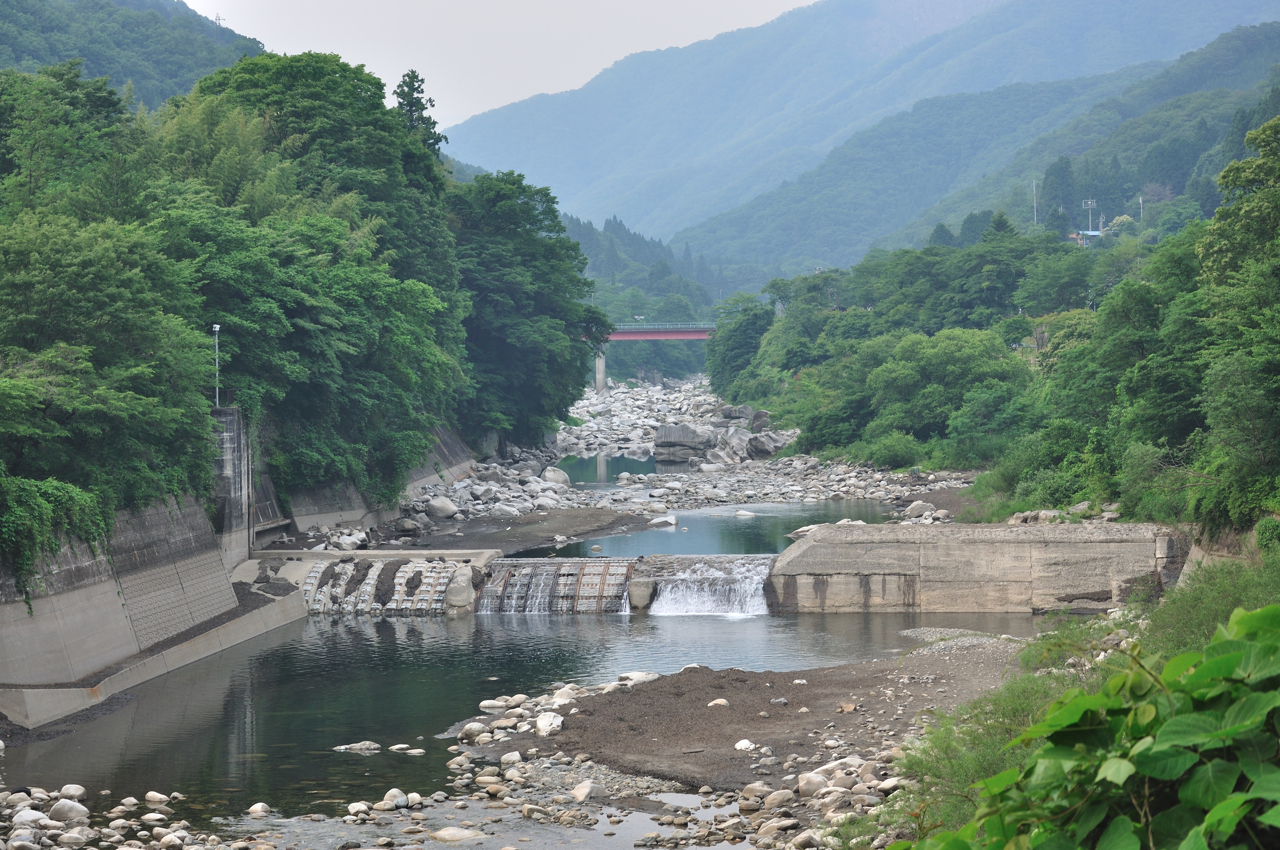 渡良瀬川沢入付近